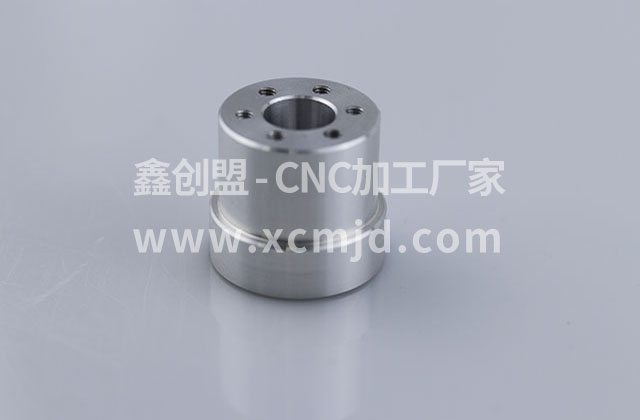 分析CNC加工精密五金零件加工中彎曲時坯件孔的位置變化問題？